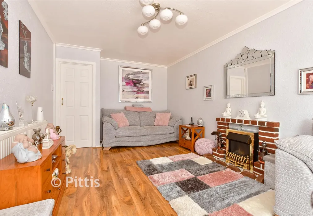 Lounge - Green Lane, Shanklin, Isle of Wight - Wards of Kent