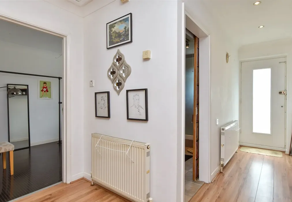 Annexe Hallway - Midhurst Rise, Brighton, East Sussex - Wards of Kent