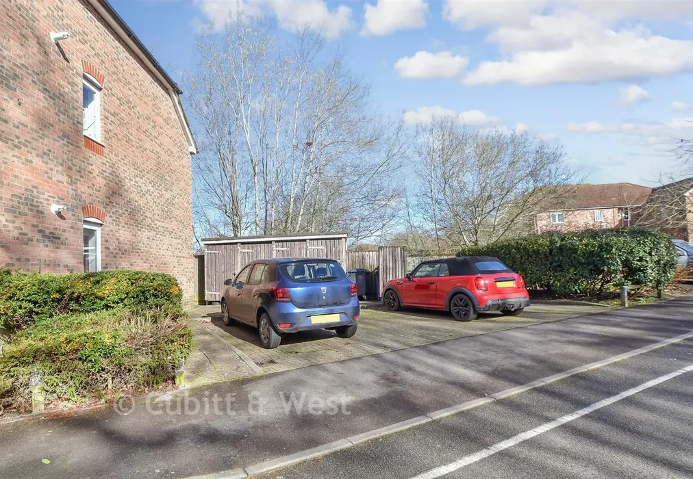 Driveway/Parking - Roberts Way, Cranleigh, Surrey - Wards of Kent