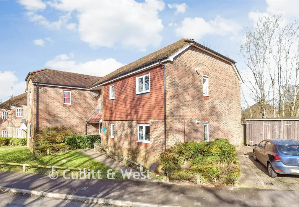 External (Web) - Roberts Way, Cranleigh, Surrey - Wards of Kent