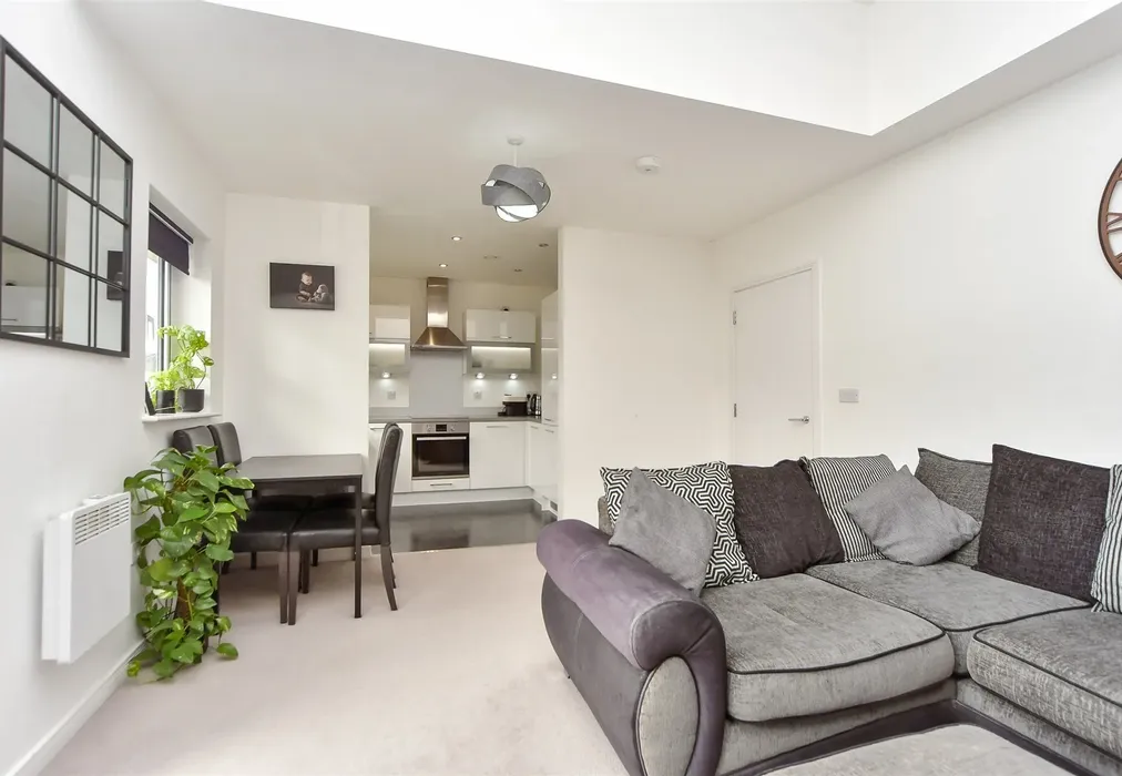 Lounge/    Dining Area - Lambe Close, Holborough Lakes, Snodland, Kent - Wards of Kent