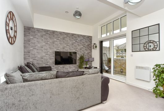 Lambe Close, Holborough Lakes, Snodland, Kent - Wards of Kent