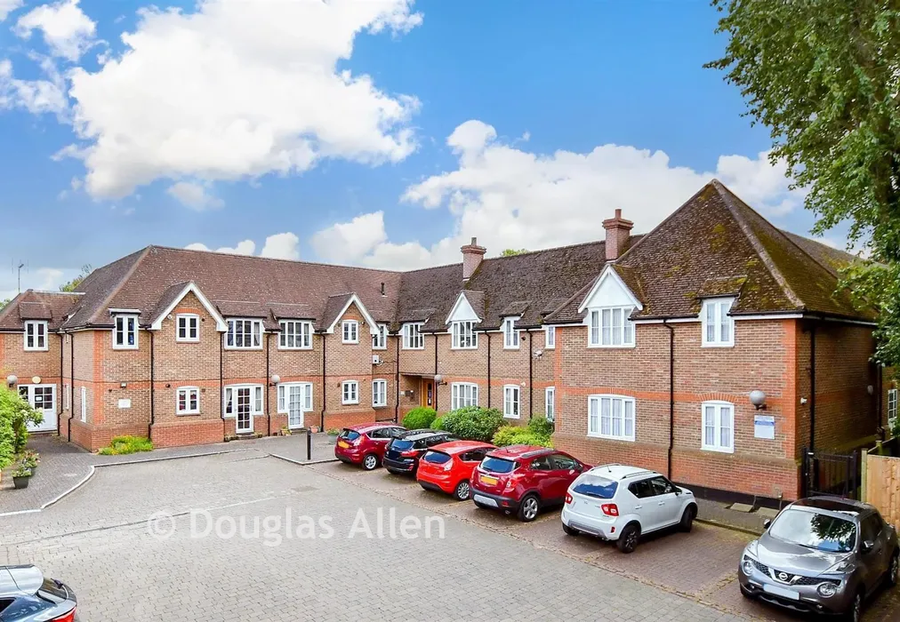 External Web - Main Road, Gidea Park, Essex - Wards of Kent