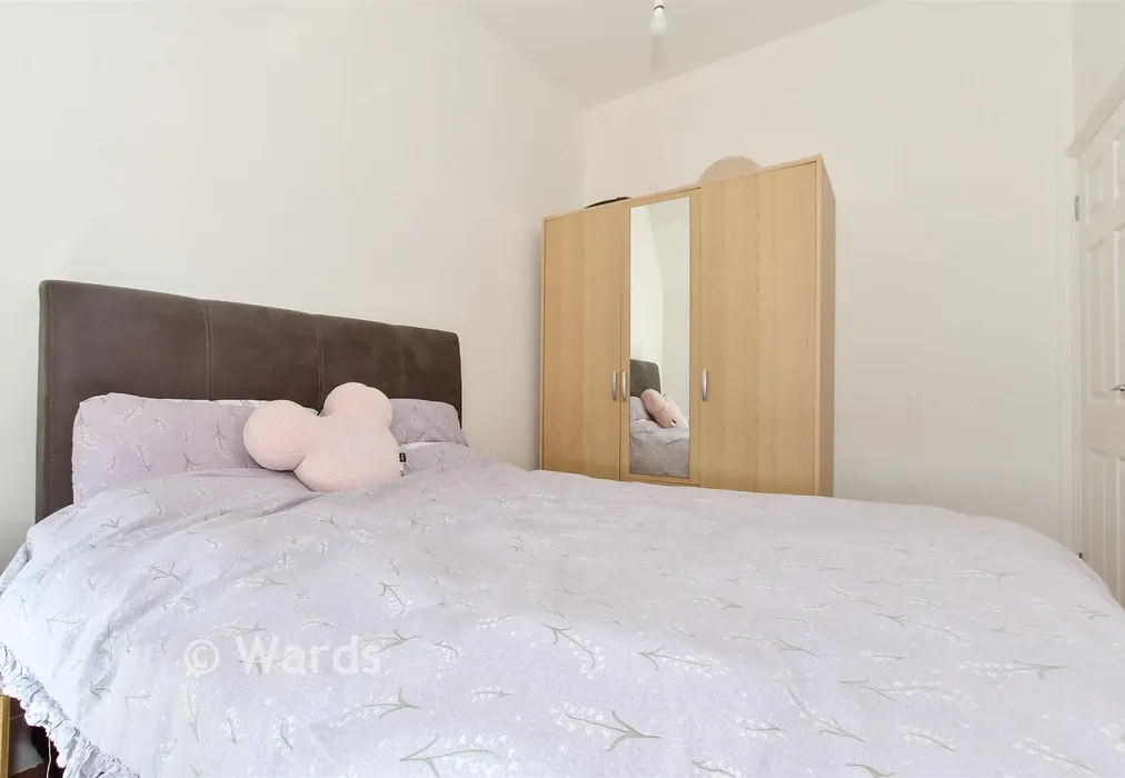 Bedroom - Manor Road, Folkestone, Kent - Wards of Kent