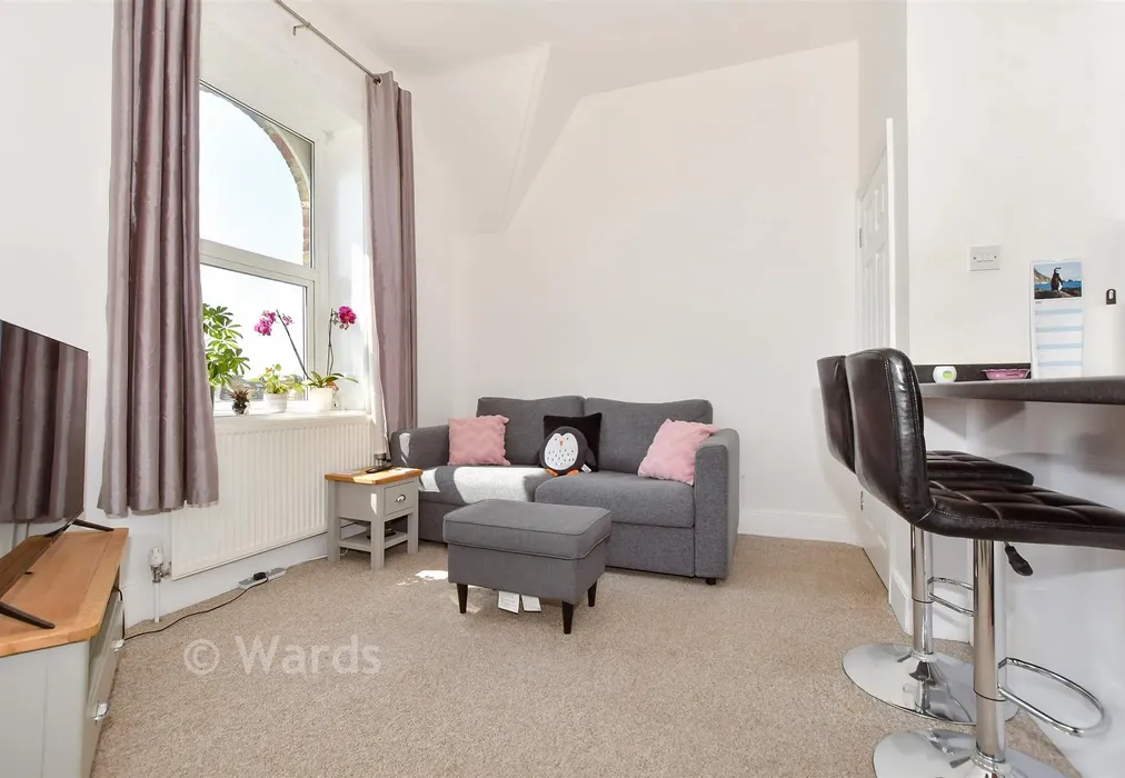 Lounge - Manor Road, Folkestone, Kent - Wards of Kent