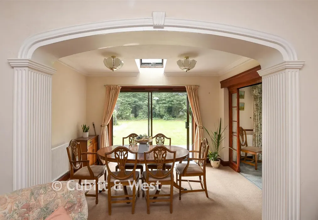 Internal Lifestyle Photograph - Horley Road, Charlwood, Horley, Surrey - Wards of Kent