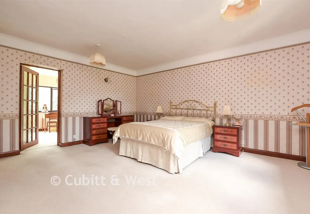 Bedroom 1 - Horley Road, Charlwood, Horley, Surrey - Wards of Kent