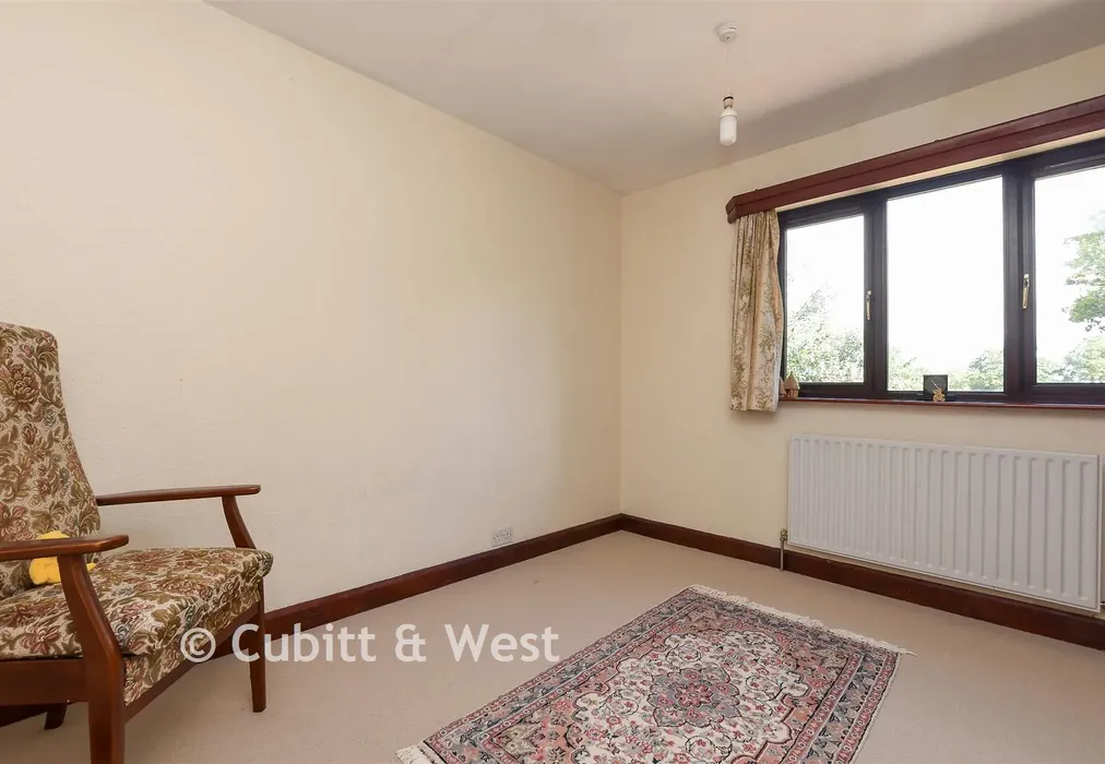 Bedroom 2 - Horley Road, Charlwood, Horley, Surrey - Wards of Kent