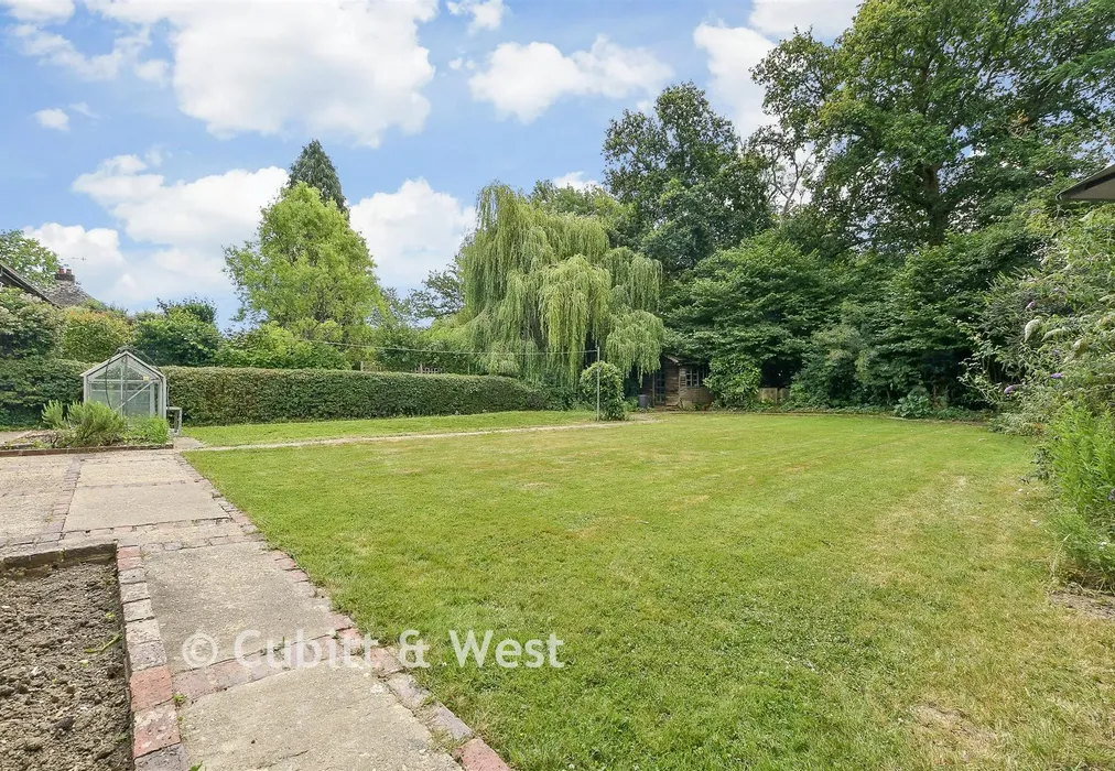 Rear Garden - Horley Road, Charlwood, Horley, Surrey - Wards of Kent