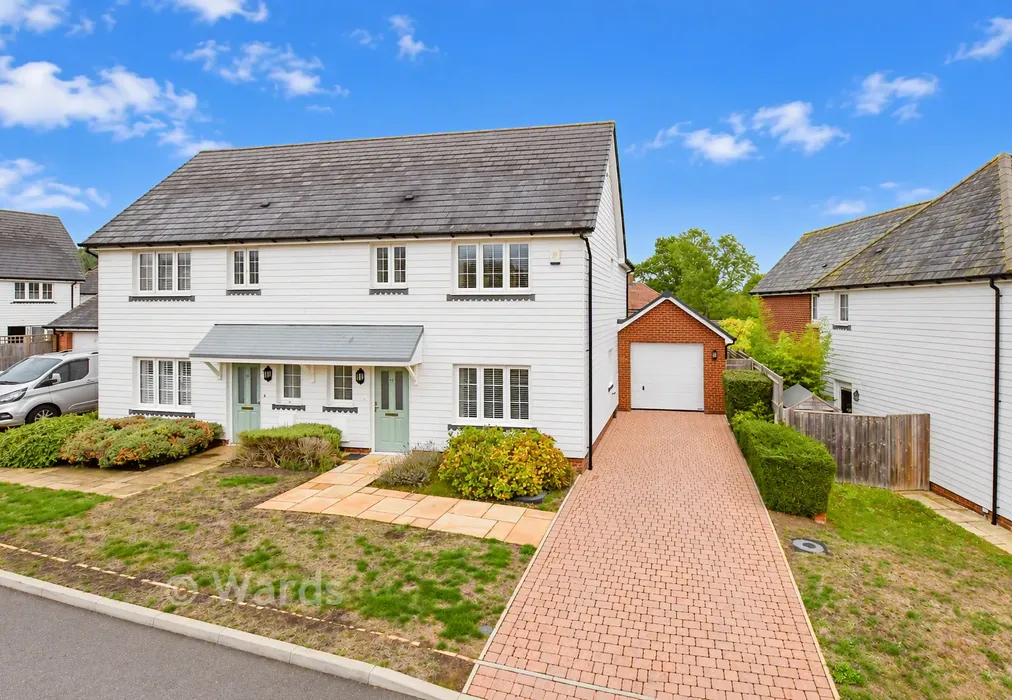 Front - Greensand Meadow, Sutton Valence, Maidstone, Kent - Wards of Kent