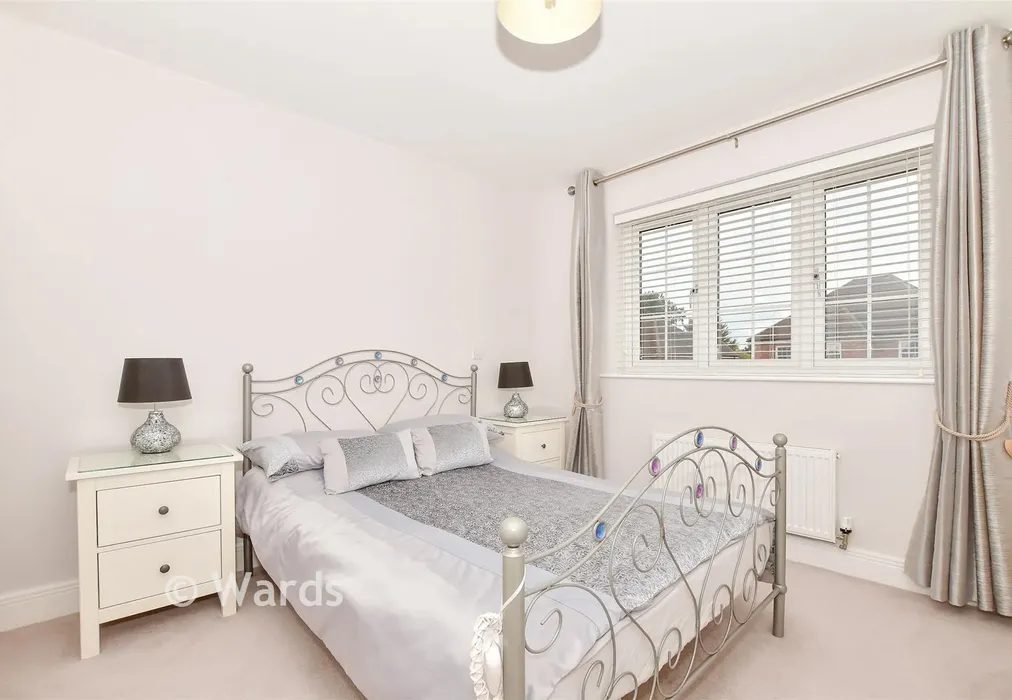 Bedroom 2 - Greensand Meadow, Sutton Valence, Maidstone, Kent - Wards of Kent