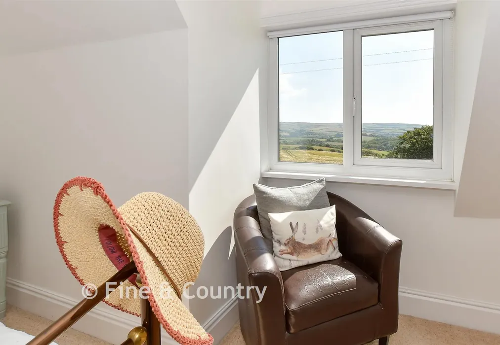 Internal Lifestyle Photograph - Whitwell, Ventnor, Isle of Wight - Wards of Kent