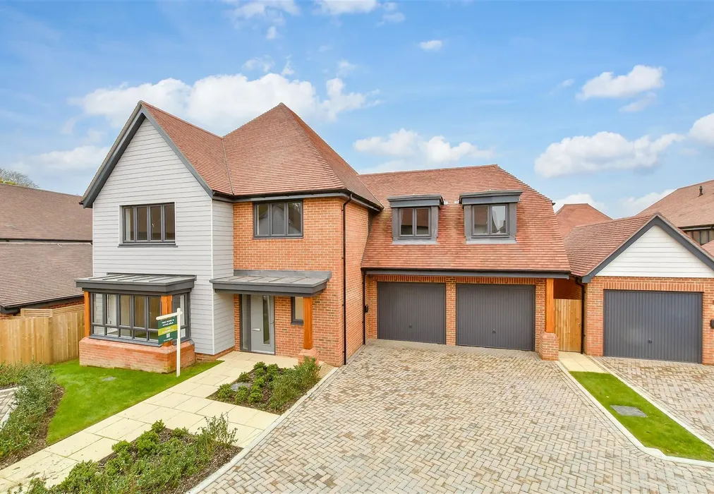 External (Brochure) - Oswald Norris Way, Woodgate, Pease Pottage, Crawley, West Sussex - Wards of Kent