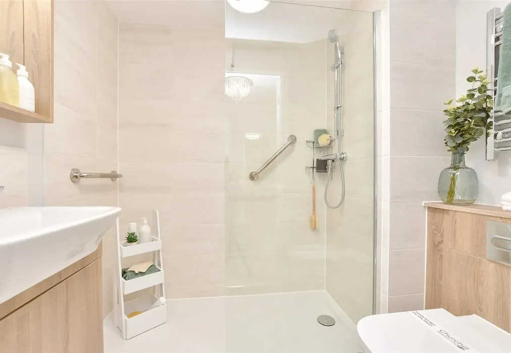 Shower Room - Victoria Road, Cranleigh, Surrey - Wards of Kent