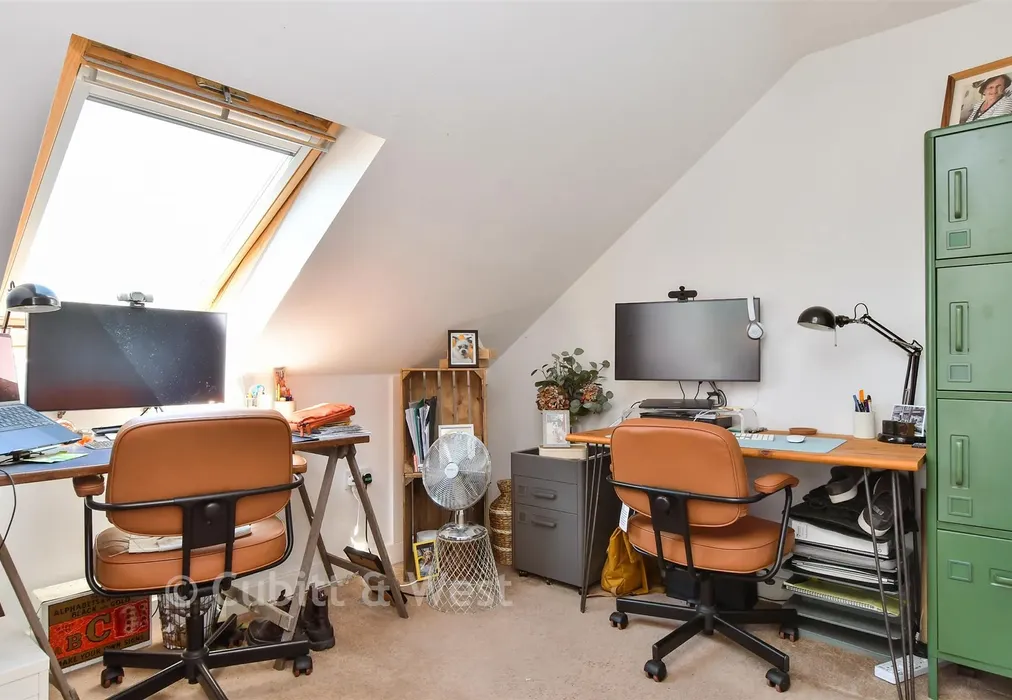 Bedroom 2 - Thornhill Avenue, Patcham, East Sussex - Wards of Kent