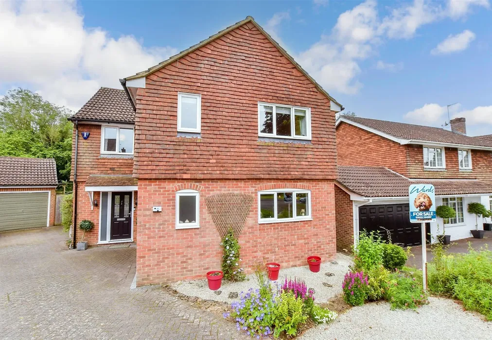 Front Elevation - Copper Tree Court, Loose, Maidstone, Kent - Wards of Kent