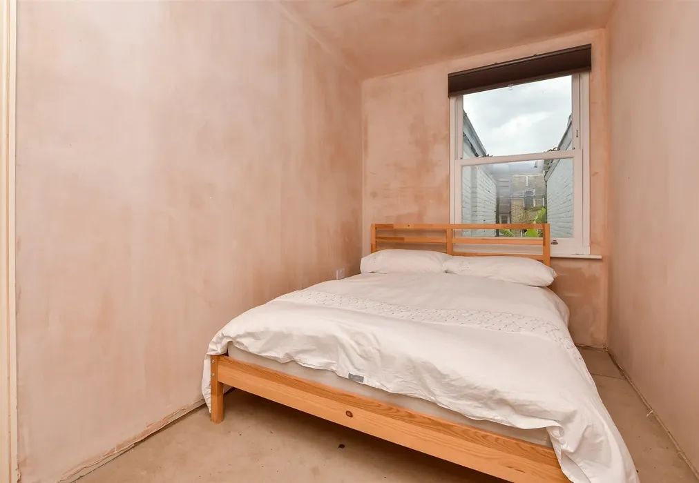 Bedroom 2 - Priory Road, Ramsgate, Kent - Wards of Kent