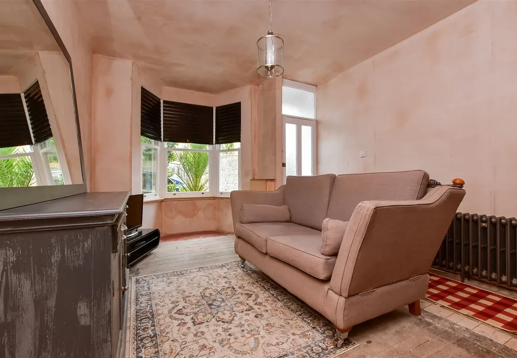 Lounge - Priory Road, Ramsgate, Kent - Wards of Kent