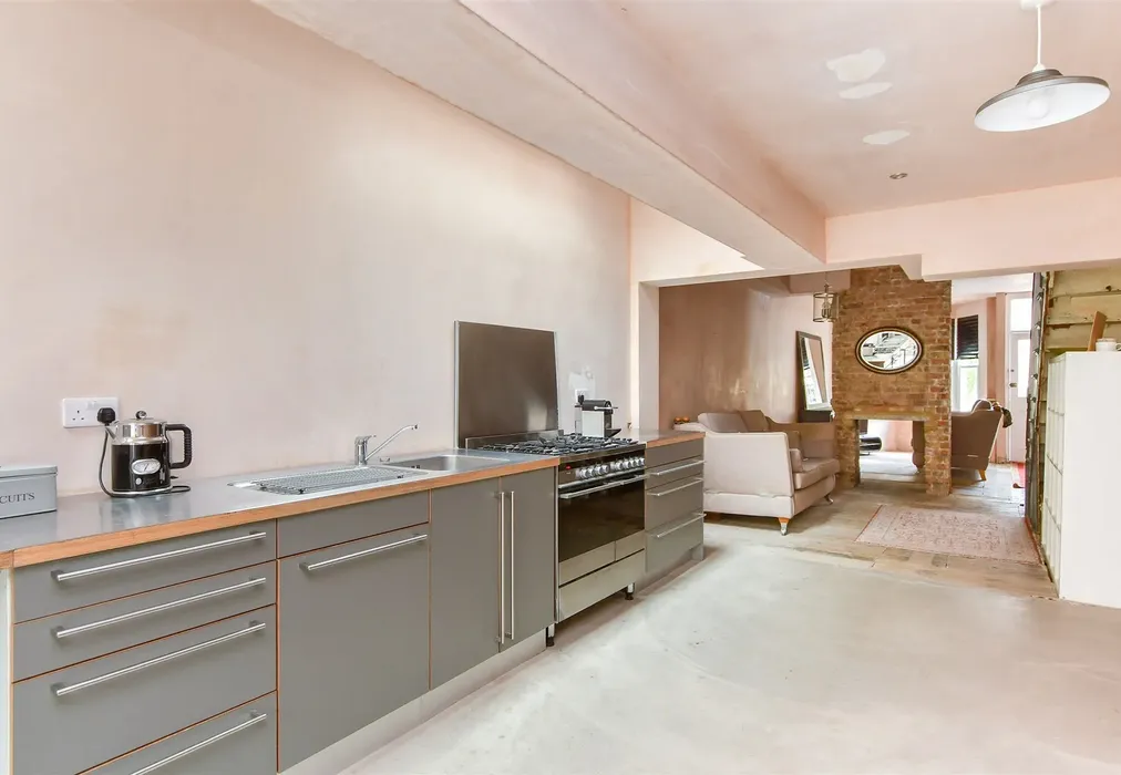 Kitchen - Priory Road, Ramsgate, Kent - Wards of Kent
