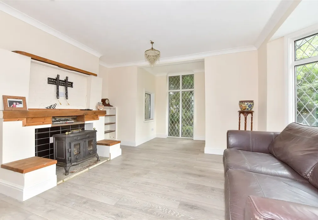 Lounge - Hythe Road, Dymchurch, Romney Marsh, Kent - Wards of Kent