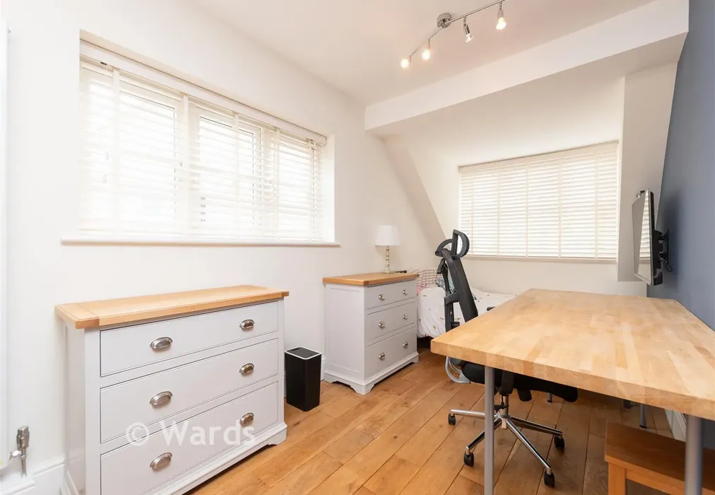Bedroom 3 - Cricketers Drive, Meopham, Kent - Wards of Kent