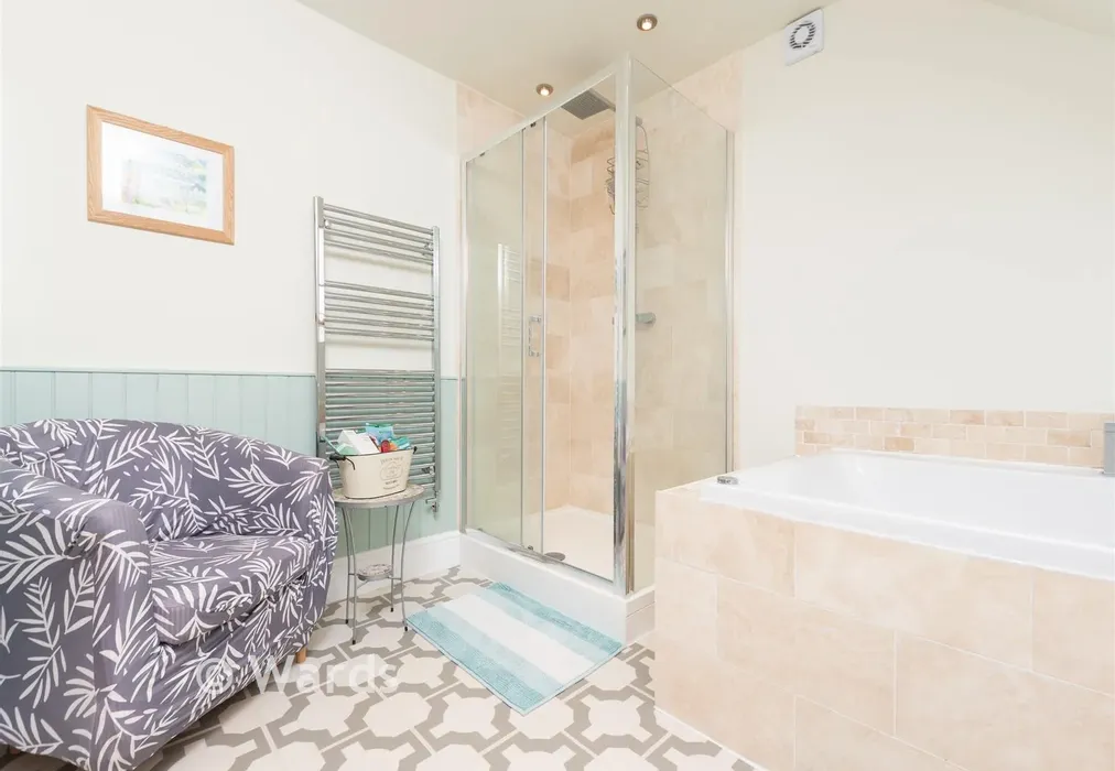 Bathroom - Cricketers Drive, Meopham, Kent - Wards of Kent