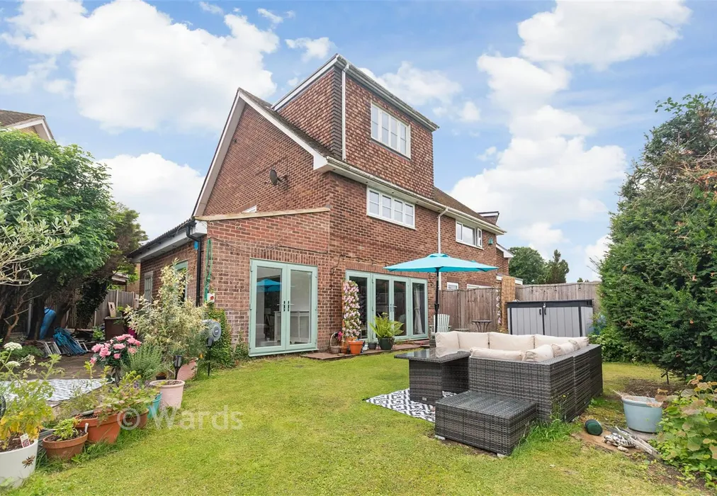 Rear Elevation - Cricketers Drive, Meopham, Kent - Wards of Kent