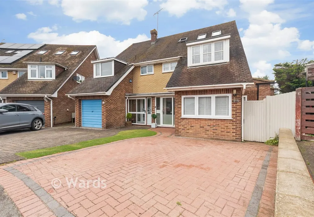 Front Web - Cricketers Drive, Meopham, Kent - Wards of Kent