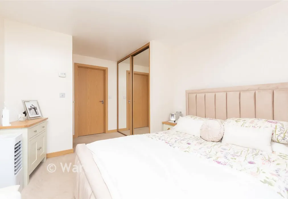 Bedroom 1 - Creek Mill Way, Dartford, Kent - Wards of Kent