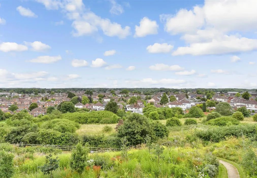 Views To Side - Pilots View, Chatham, Kent - Wards of Kent