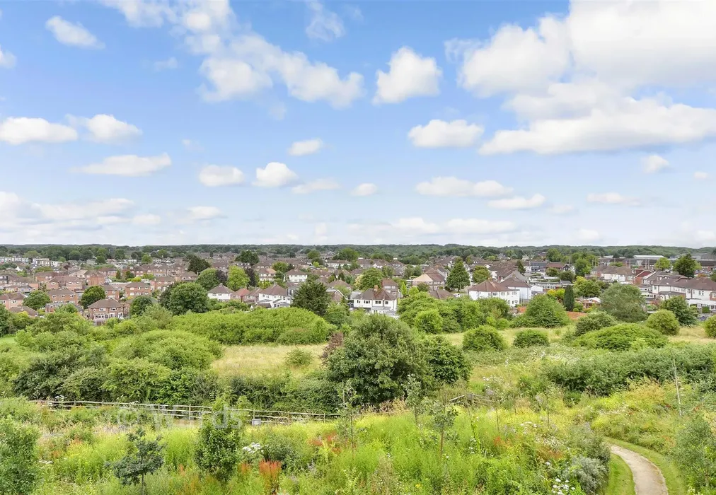 Views To Side - Pilots View, Chatham, Kent - Wards of Kent