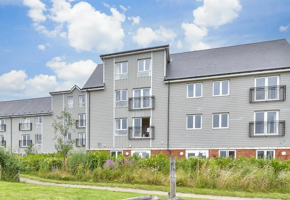 External (Web) - Pilots View, Chatham, Kent - Wards of Kent