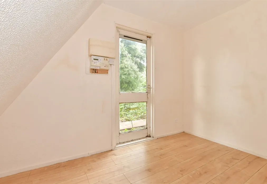 Bedroom 2 - Upper Street, Kingsdown, Deal, Kent - Wards of Kent