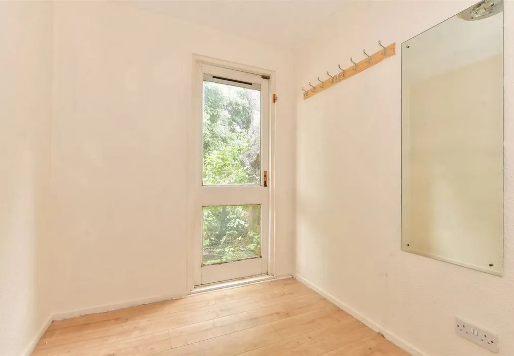 Bedroom 3 - Upper Street, Kingsdown, Deal, Kent - Wards of Kent