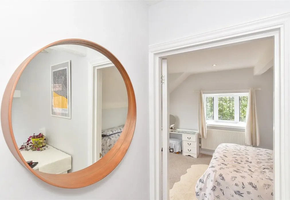 Internal Lifestyle Photograph - Sefter Road, Bognor Regis, West Sussex - Wards of Kent
