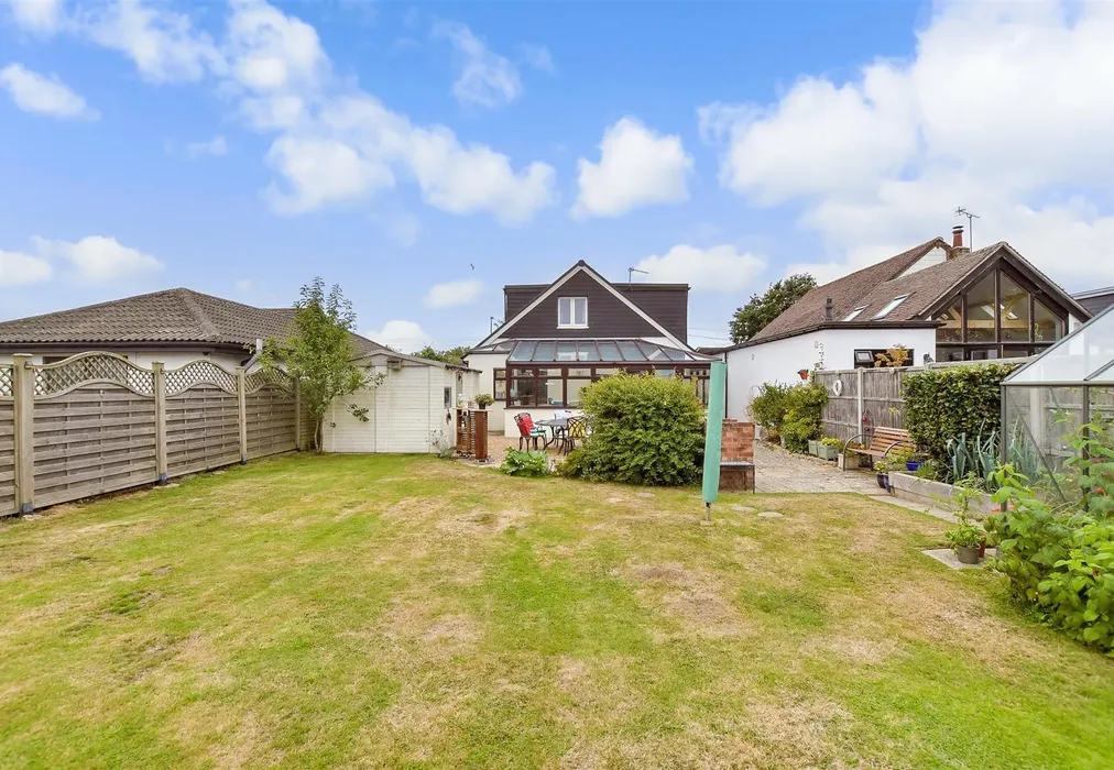 Rear Garden - Sefter Road, Bognor Regis, West Sussex - Wards of Kent