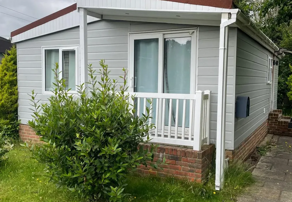 Front - East Hill Road, Knatts Valley, Sevenoaks, Kent - Wards of Kent