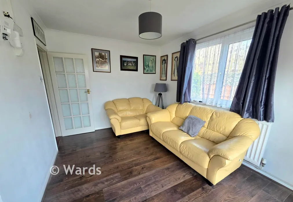 Lounge - Sandown Drive, Herne Bay, Kent - Wards of Kent