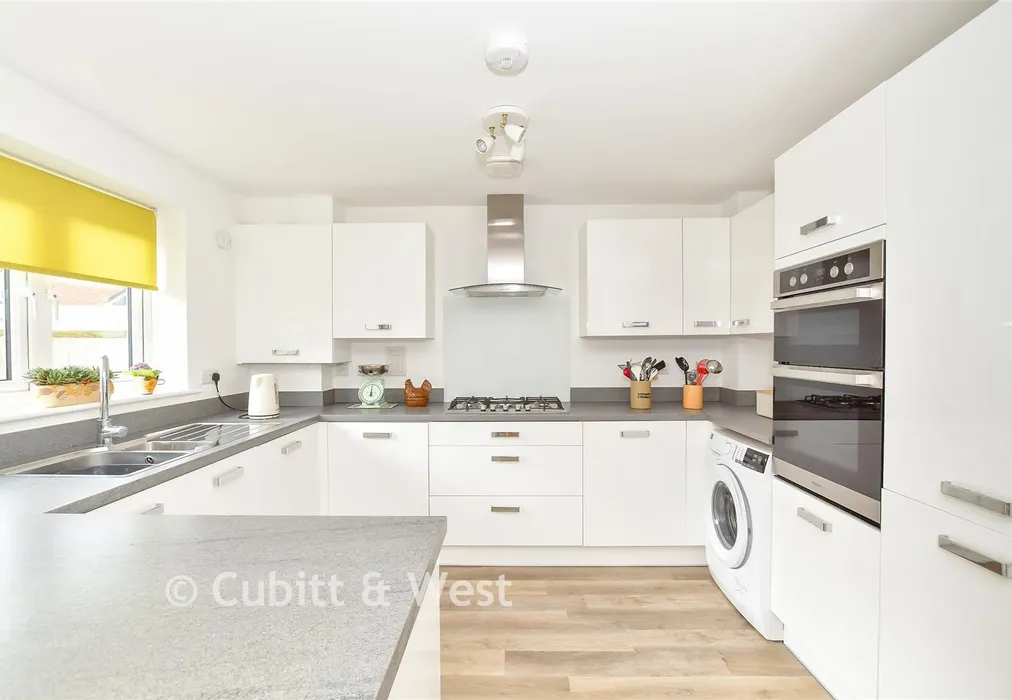 Kitchen/ Diner - Barley Lane, Yapton, Arundel, West Sussex - Wards of Kent