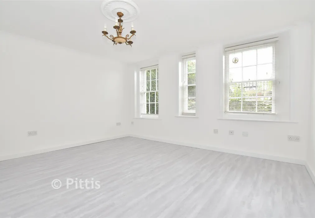 Lounge - The Strand, Ryde, Isle of Wight - Wards of Kent