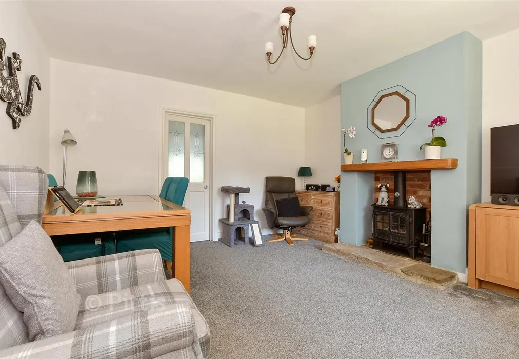 Dining Room - Branstone, Sandown, Isle of Wight - Wards of Kent