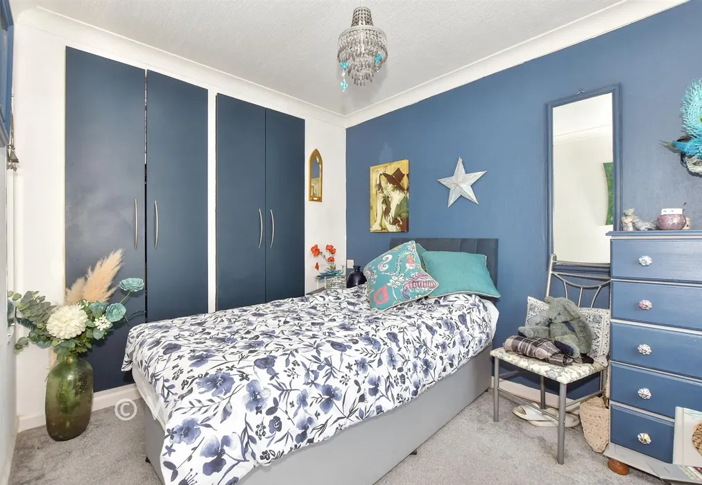 Bedroom - Burmarsh Road, Hythe, Kent - Wards of Kent