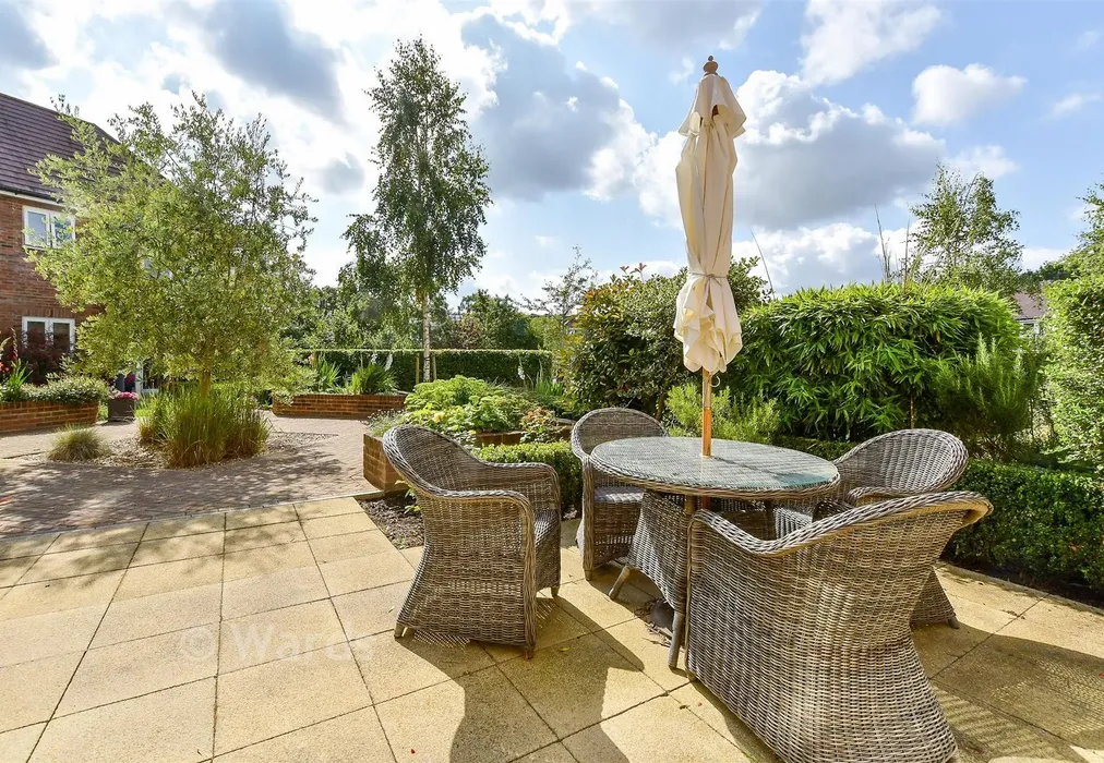 Communal Gardens - Smallhythe Road, Tenterden, Kent - Wards of Kent