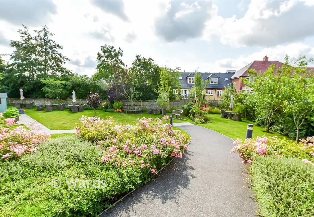 Communal Gardens - Smallhythe Road, Tenterden, Kent - Wards of Kent