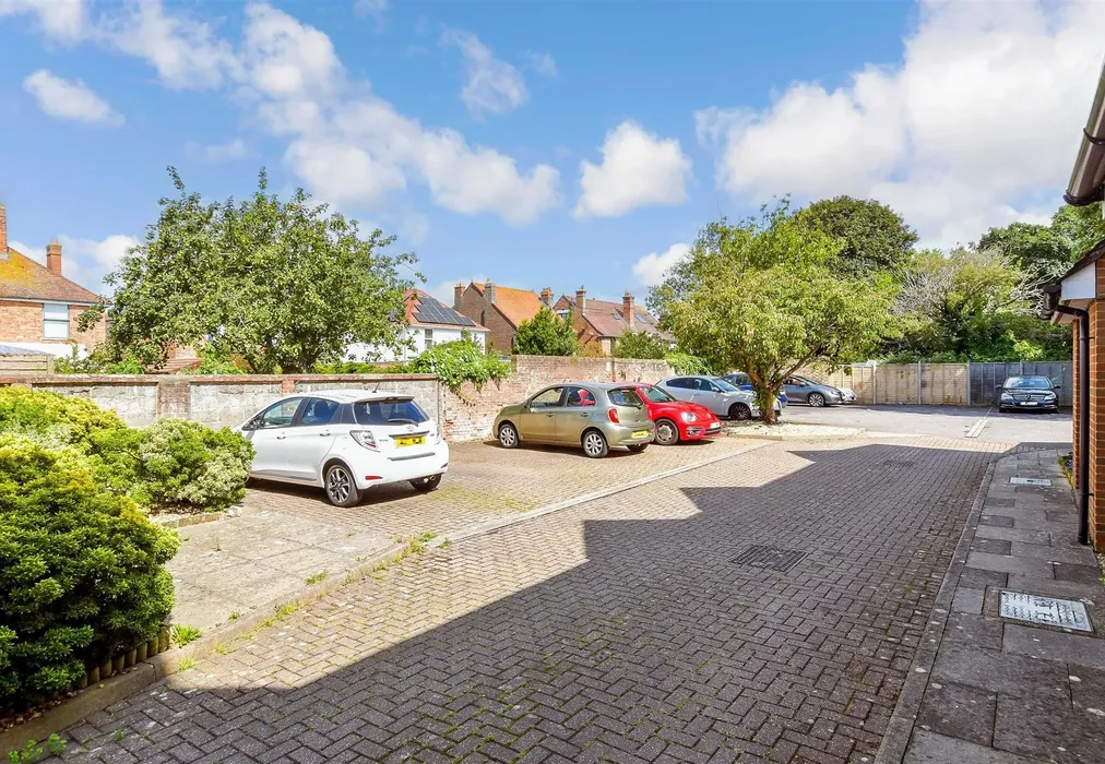 Driveway/Parking - Church Street, Littlehampton, West Sussex - Wards of Kent