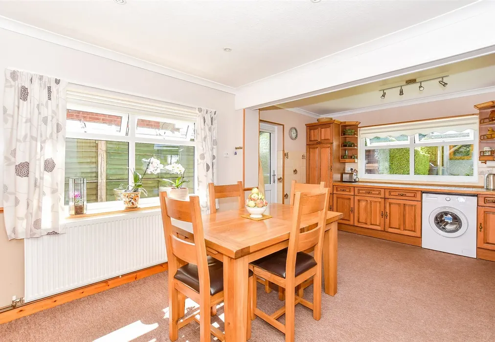 Kitchen/ Diner - Coombelands, Wittersham, Tenterden, Kent - Wards of Kent