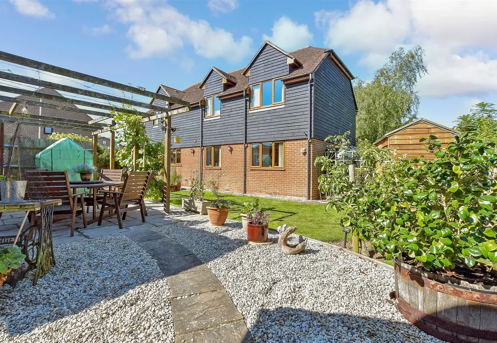 Rear Elevation - Oasthouse Field, Ivychurch, Romney Marsh, Kent - Wards of Kent