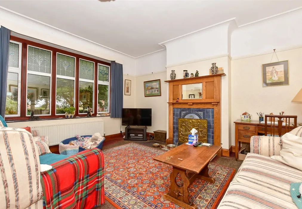 Lounge - London Road, Ramsgate, Kent - Wards of Kent