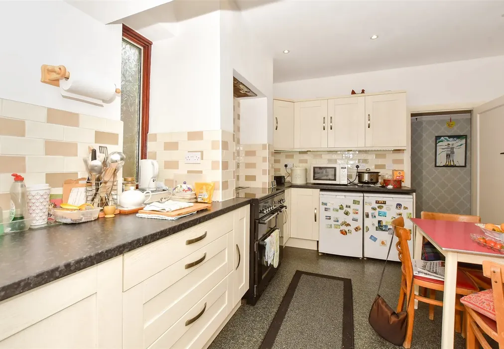Kitchen - London Road, Ramsgate, Kent - Wards of Kent