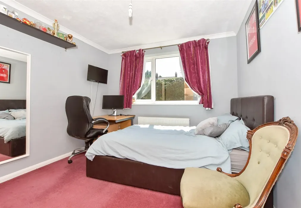 Bedroom 2 - Blythe Road, Maidstone, Kent - Wards of Kent